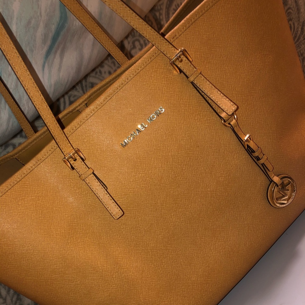 Great condition large purse